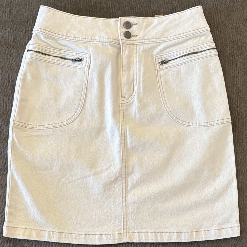 Prana Broadway mid rise jean skirt, size 6